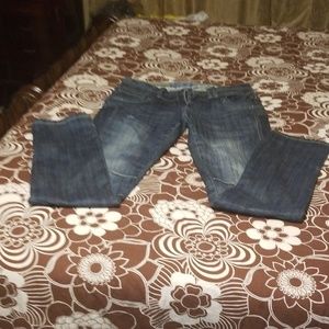 Crafted women's jeans